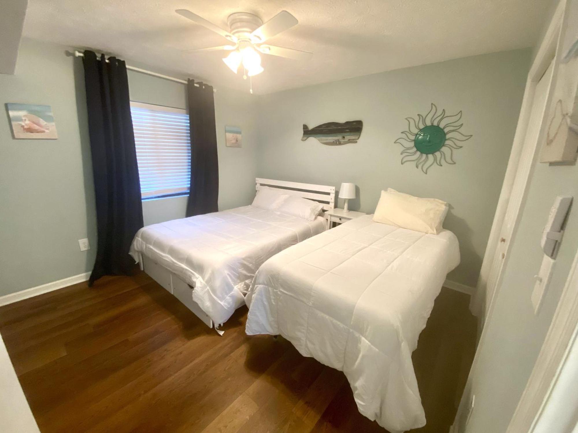Beautiful Beachfront-Oceanfront First Floor 2Br 2Ba Condo In Cherry Grove, North Myrtle Beach! Renovated With A Fully Equipped Kitchen, 3 Separate Beds, Pool, Private Patio & Steps To The Sand! Exteriér fotografie